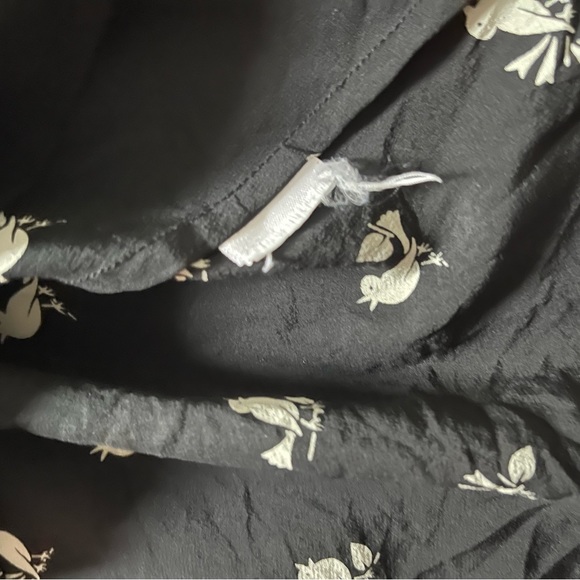 Juicy Couture Black Bird Silk Blouse Size Small - Picture 9 of 13
